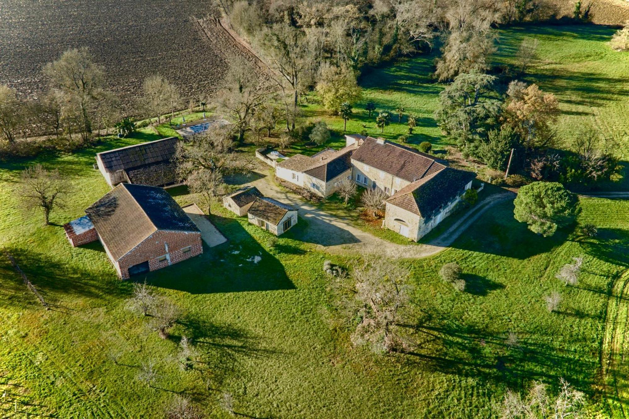 Chambres D'Hotes De Charme Avec Piscine - Le Clos Boissiere Valence-sur-Baise Экстерьер фото